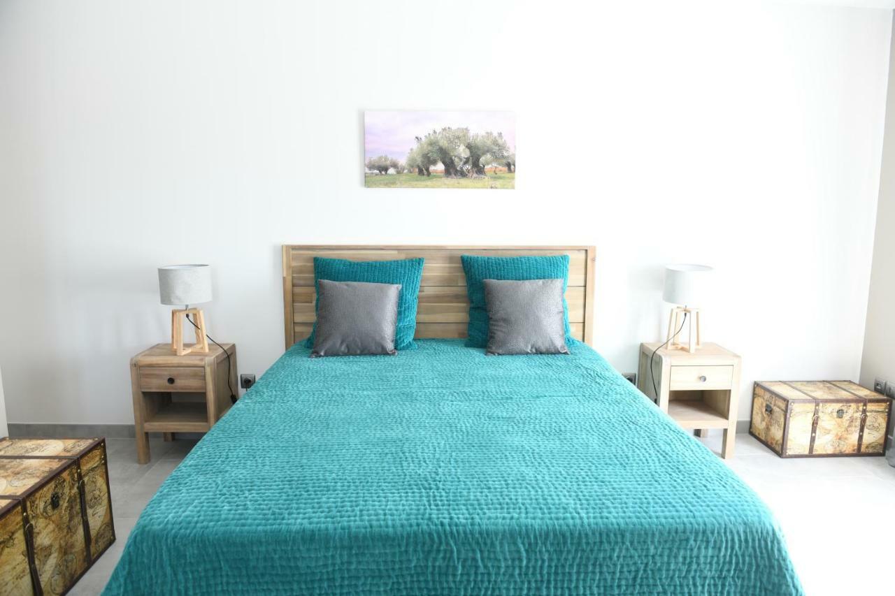Chambre D'Hotes Du Charme Provencal Sénas Buitenkant foto