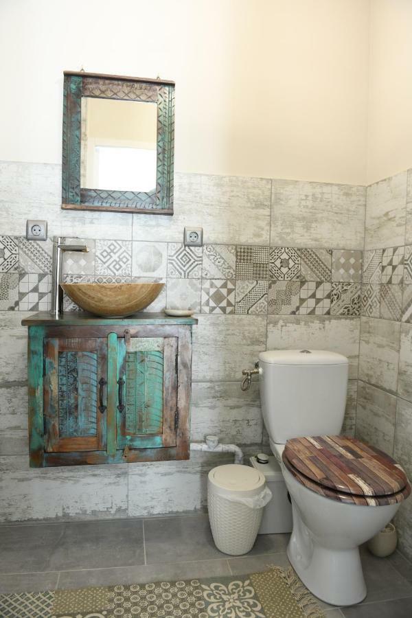 Chambre D'Hotes Du Charme Provencal Sénas Buitenkant foto