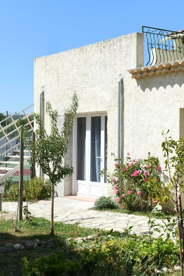 Chambre D'Hotes Du Charme Provencal Sénas Buitenkant foto